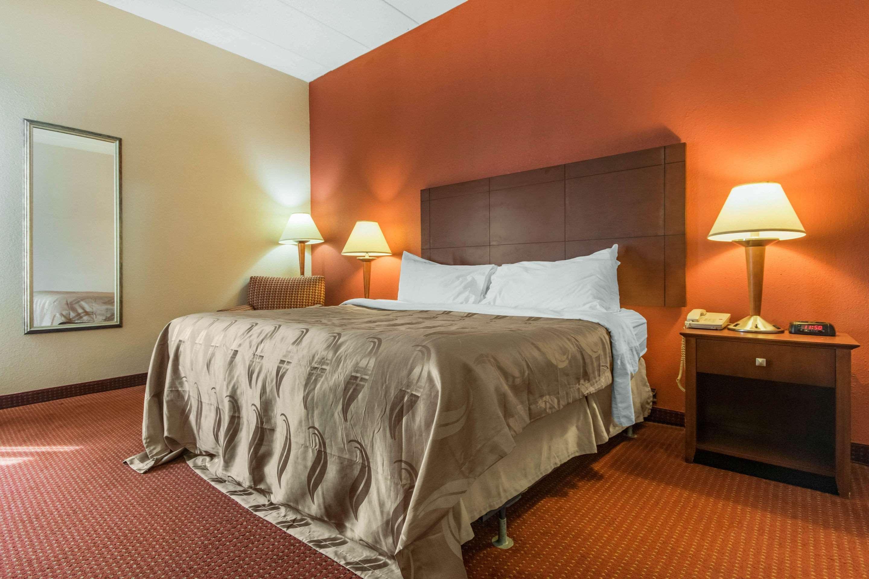 Holiday Inn Express Cincinnati-Лоренсбург Екстер'єр фото