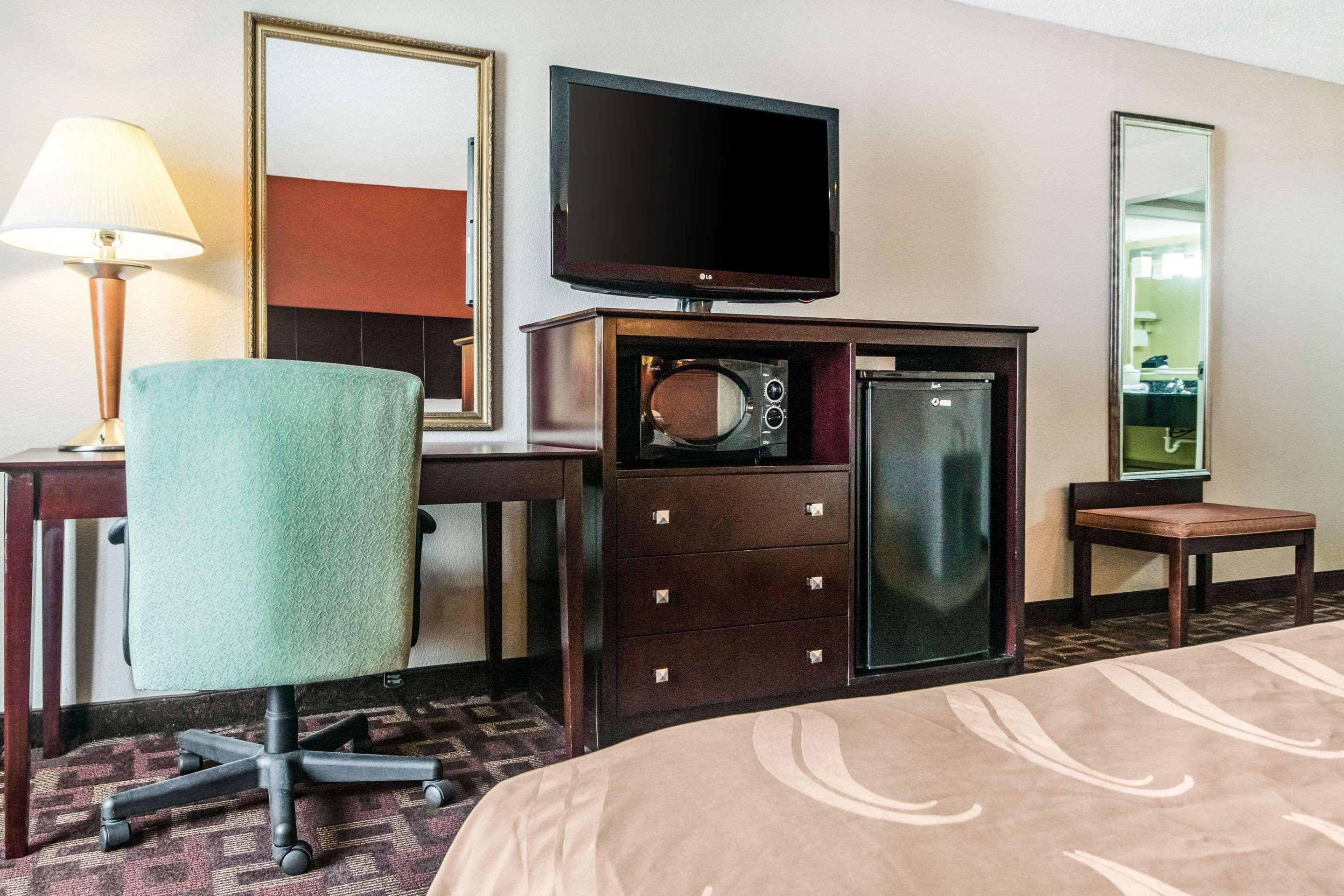 Holiday Inn Express Cincinnati-Лоренсбург Екстер'єр фото