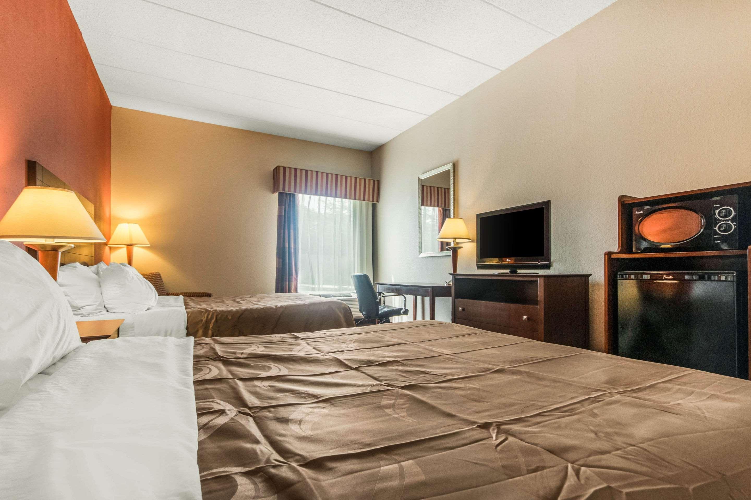 Holiday Inn Express Cincinnati-Лоренсбург Екстер'єр фото