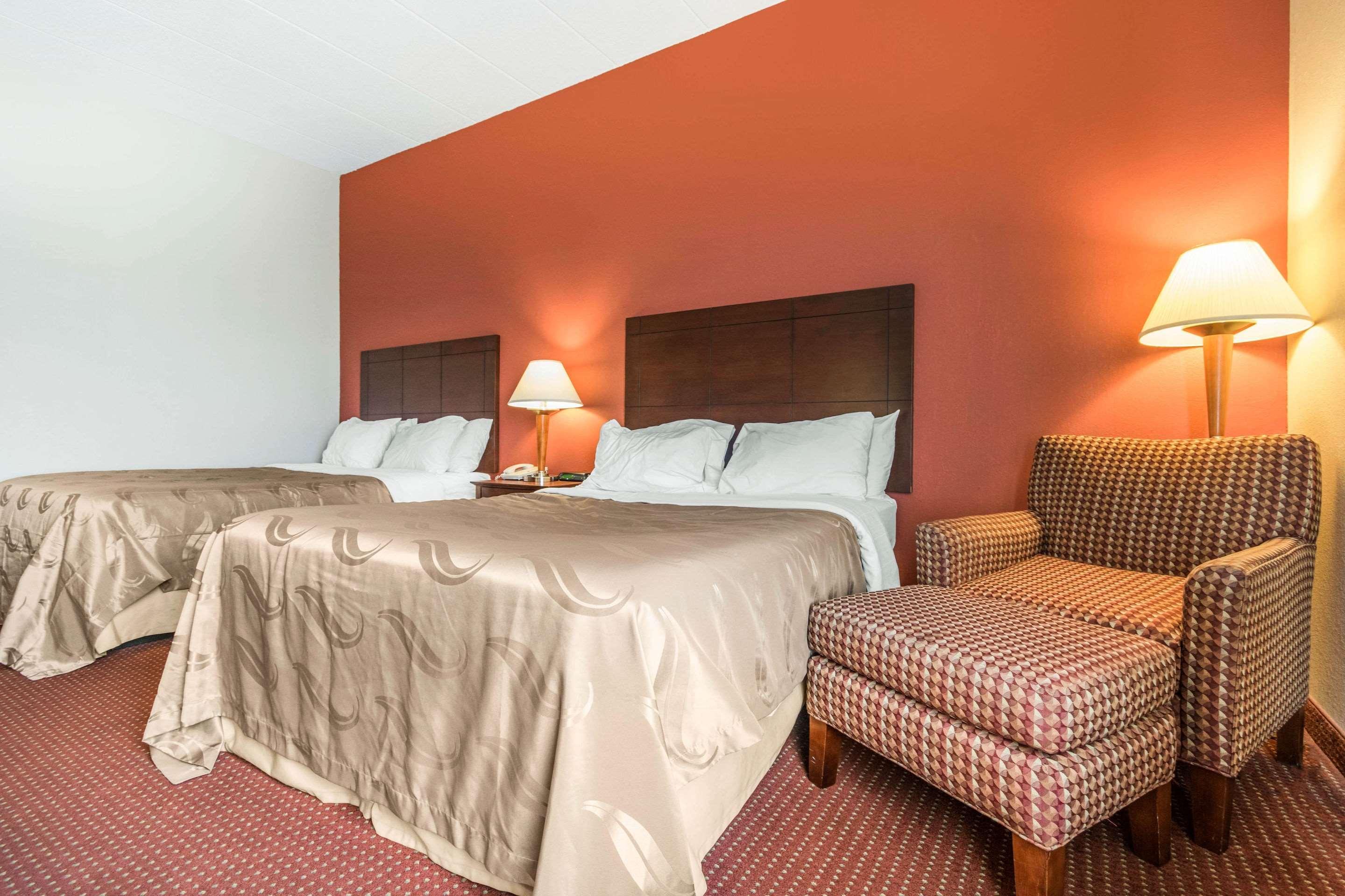 Holiday Inn Express Cincinnati-Лоренсбург Екстер'єр фото